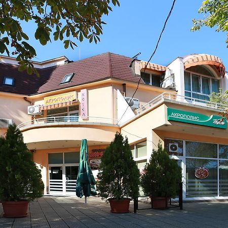 פזרג'יק Acropolis Hotel מראה חיצוני תמונה
