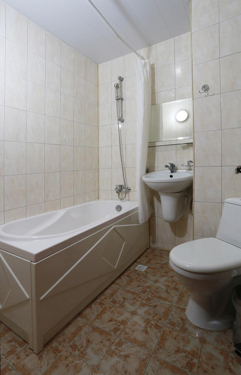 פזרג'יק Acropolis Hotel חדר תמונה