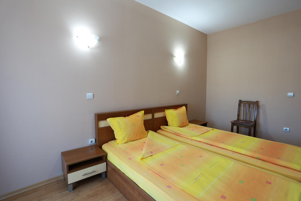 פזרג'יק Acropolis Hotel חדר תמונה